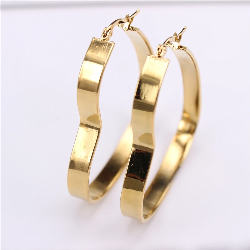Heart-shaped Diameter 50mm exaggeration Rock Fashionable temperament Women four seasons jewelry wholesale LH868
Heart-shaped Diameter 50mm exaggeration Rock Fashionable temperament Women four seasons jewelry wholesale LH868