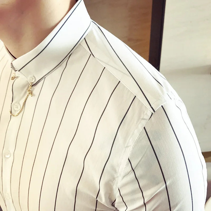 Slim long-sleeved shirt boutique men's striped long-sleeved shirt 2017 men's shirt
Slim long-sleeved shirt boutique men's striped long-sleeved shirt 2017 men's shirt