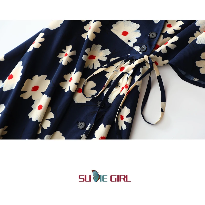 SUDIE Girl Retro pictorial sense French V-neck style temperament daisy print wrap-around tea break skirt dress
SUDIE Girl Retro pictorial sense French V-neck style temperament daisy print wrap-around tea break skirt dress