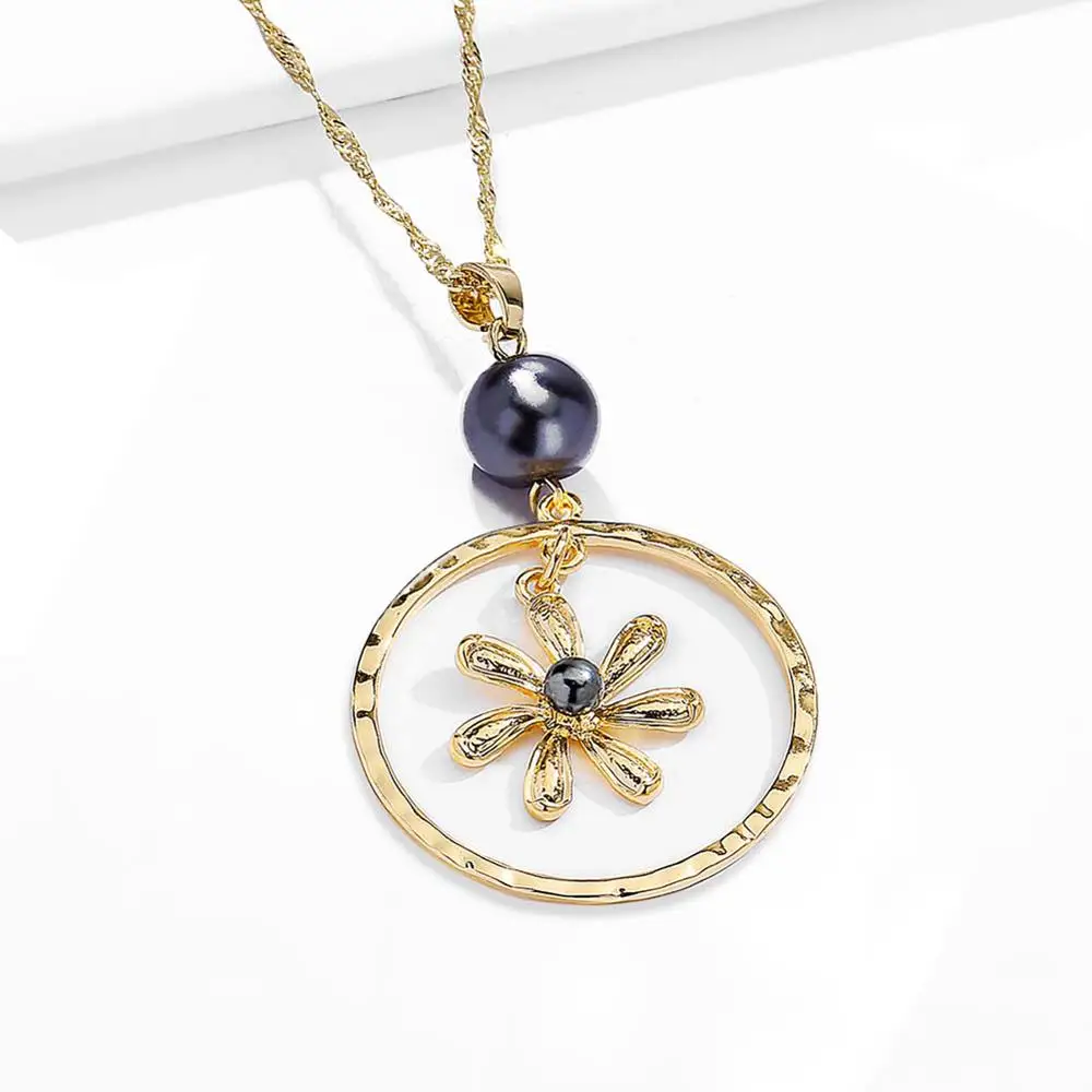 2020 Hawaii Design Necklaces for Women Big Round Golden Flower Pearl Chain on the Neck Gift for Ladies Cring Coco Hotsale Luxury
2020 Hawaii Design Necklaces for Women Big Round Golden Flower Pearl Chain on the Neck Gift for Ladies Cring Coco Hotsale Luxury