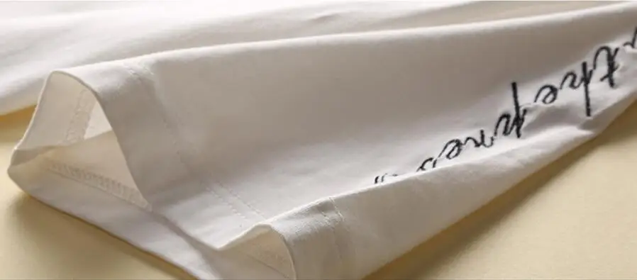 2019 New Summer T-shirts Men T Shirts White Famous Brand Fashion New Fashion T Shirt O-Neck Cotton Printing Mens Tops
2019 New Summer T-shirts Men T Shirts White Famous Brand Fashion New Fashion T Shirt O-Neck Cotton Printing Mens Tops