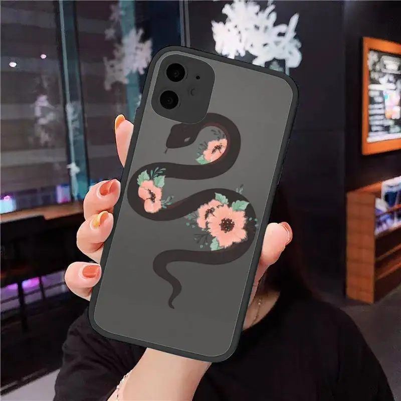 Snake flower art painting Phone Cases Matte Transparent for iPhone 7 8 11 12 s mini pro X XS XR MAX Plus cover funda
Snake flower art painting Phone Cases Matte Transparent for iPhone 7 8 11 12 s mini pro X XS XR MAX Plus cover funda