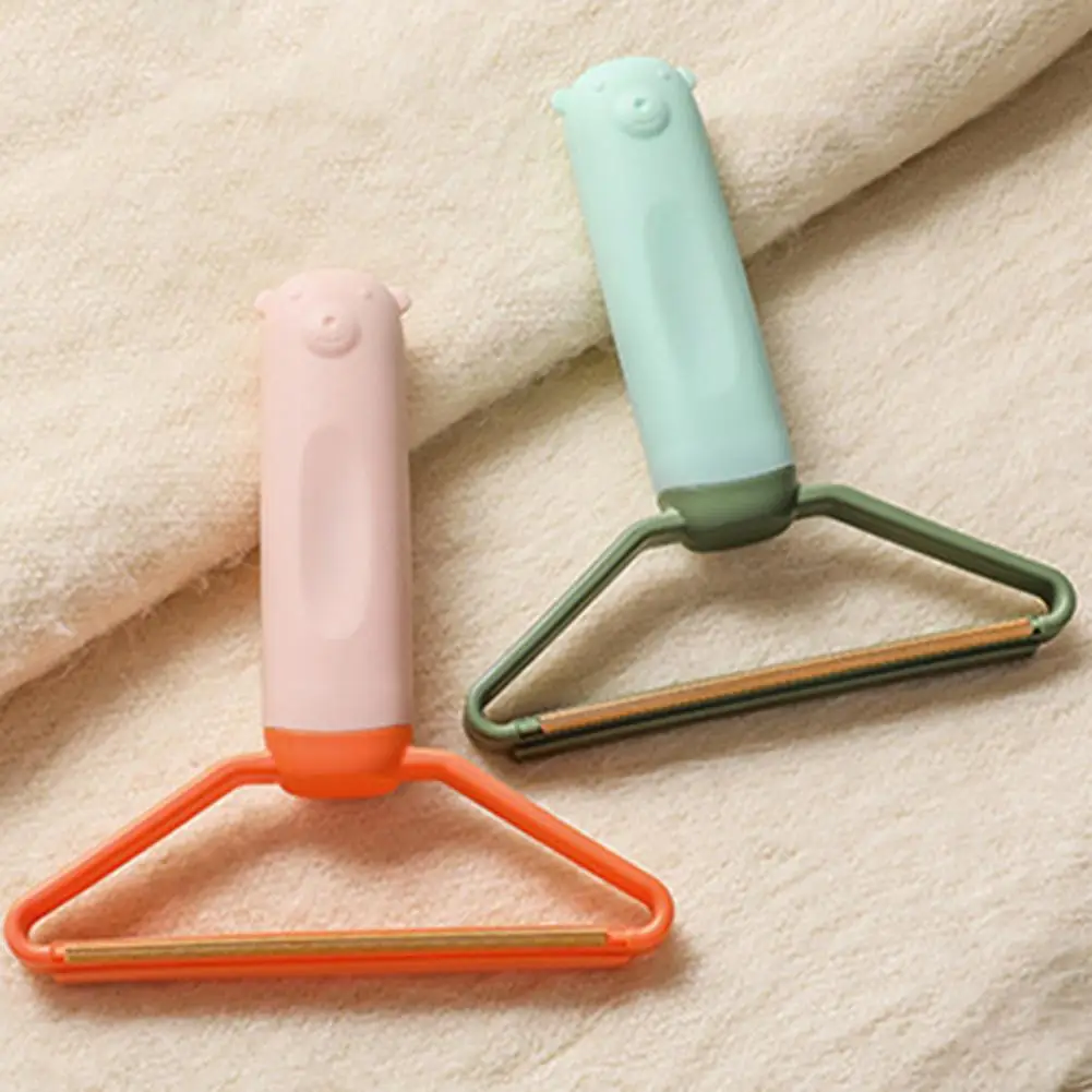 Useful Hair Ball Remover Harmless Compact Copper Travel Garment Hair Ball Trimmer
Useful Hair Ball Remover Harmless Compact Copper Travel Garment Hair Ball Trimmer
