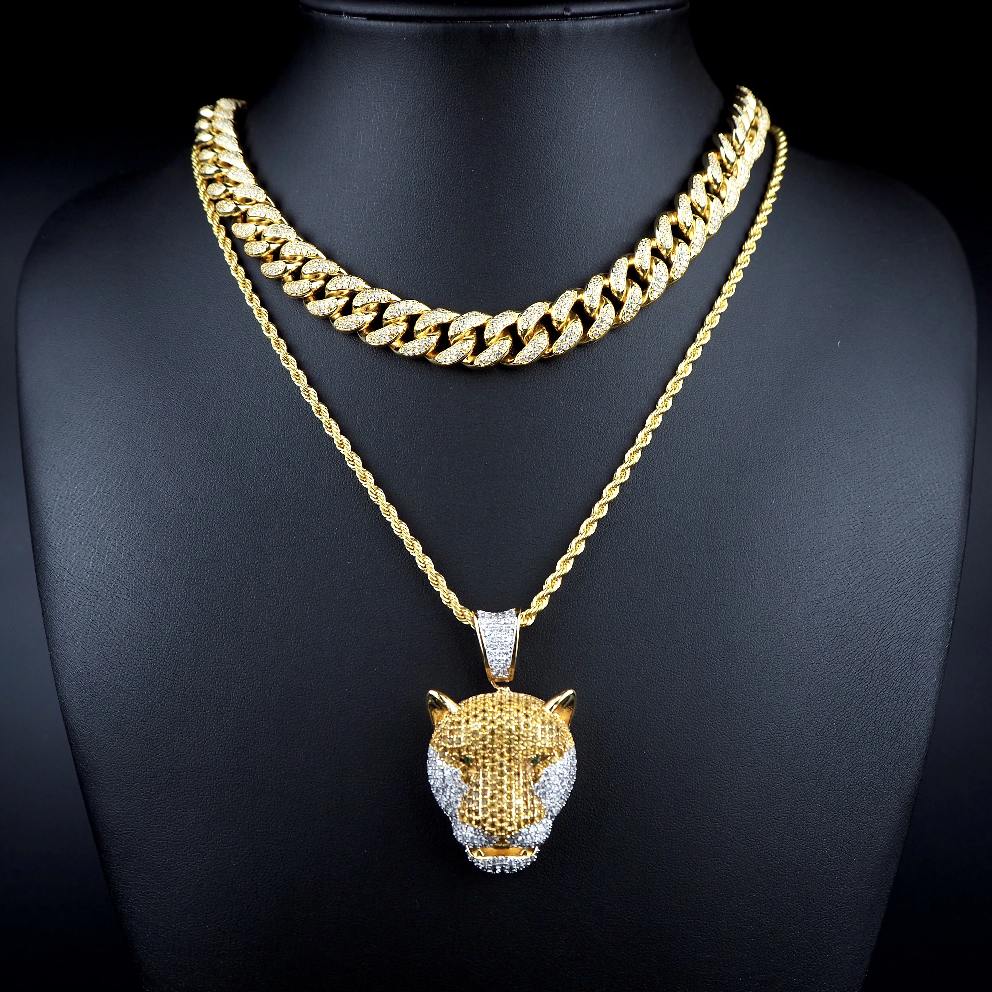 New high-quality hip-hop Leopard head necklace AAAA Zircon inlaid rock necklace accessories for both men and women
New high-quality hip-hop Leopard head necklace AAAA Zircon inlaid rock necklace accessories for both men and women