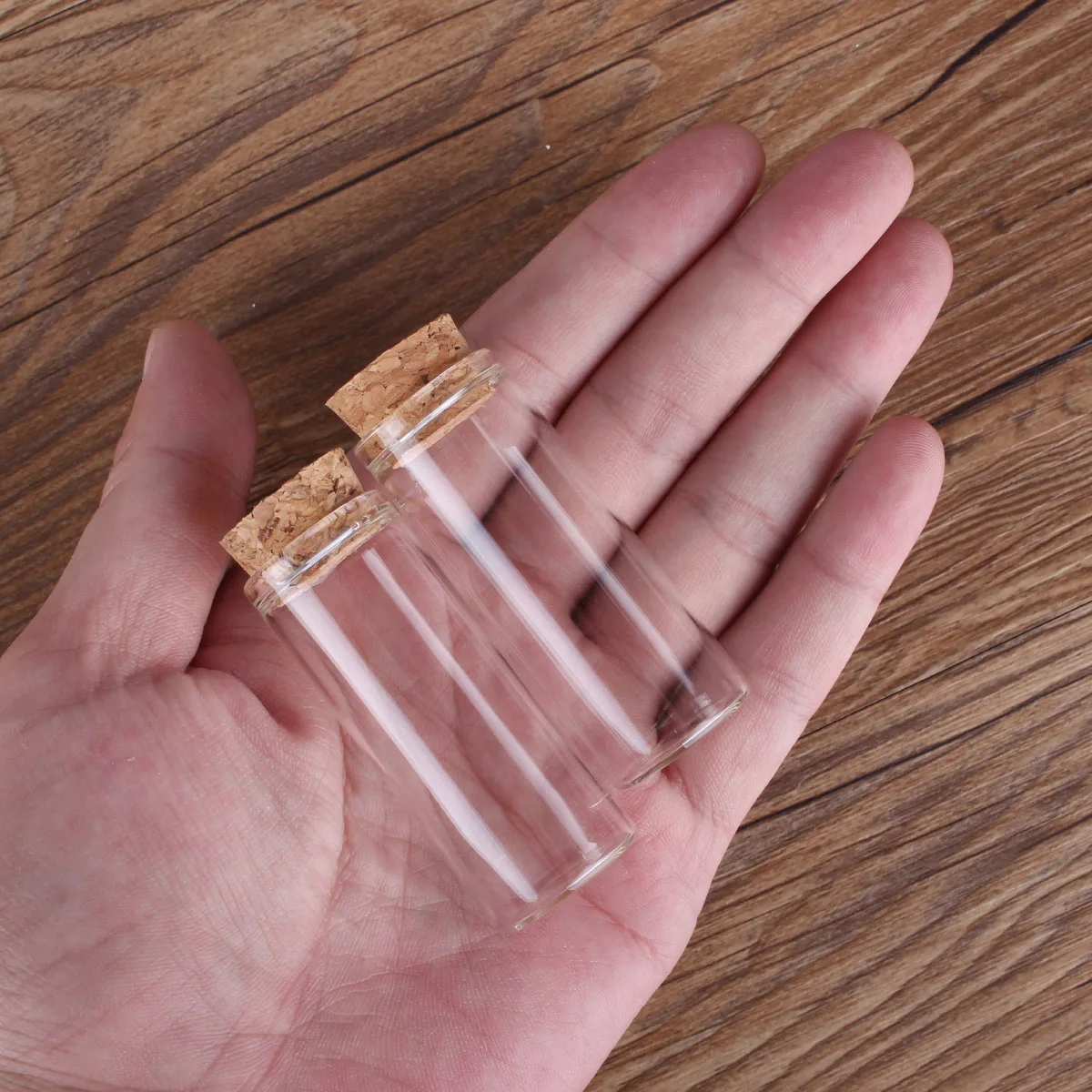 Lots 48 Pieces 14ml Test Tubes with Cork Stopper 24*60mm Glass Jars Glass Vials Tiny Glass bottles for Art Craft 
Lots 48 Pieces 14ml Test Tubes with Cork Stopper 24*60mm Glass Jars Glass Vials Tiny Glass bottles for Art Craft