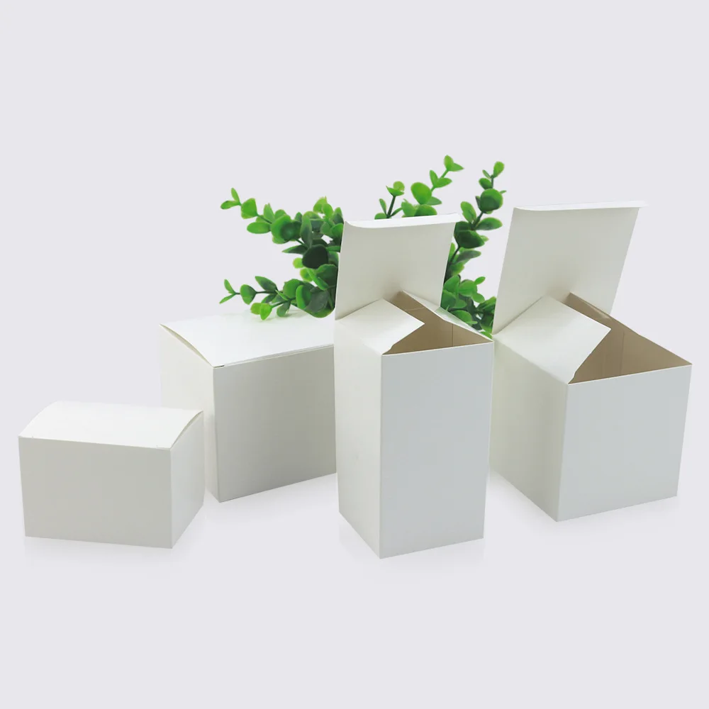 50Pcs Universal White Paper Gift Packaging Box 350g Square Blank Carton Spot Cosmetic Candle Cupcake Jewelry Bulk Packing Box
50Pcs Universal White Paper Gift Packaging Box 350g Square Blank Carton Spot Cosmetic Candle Cupcake Jewelry Bulk Packing Box