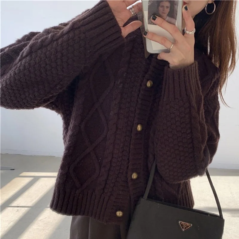 WAYOFLOVE Long Sleeve Sweater Cardigan Women Casual Knitted Vintage Button Sweaters Cardigan Women Autumn Winter Women's Sweater
WAYOFLOVE Long Sleeve Sweater Cardigan Women Casual Knitted Vintage Button Sweaters Cardigan Women Autumn Winter Women's Sweater
