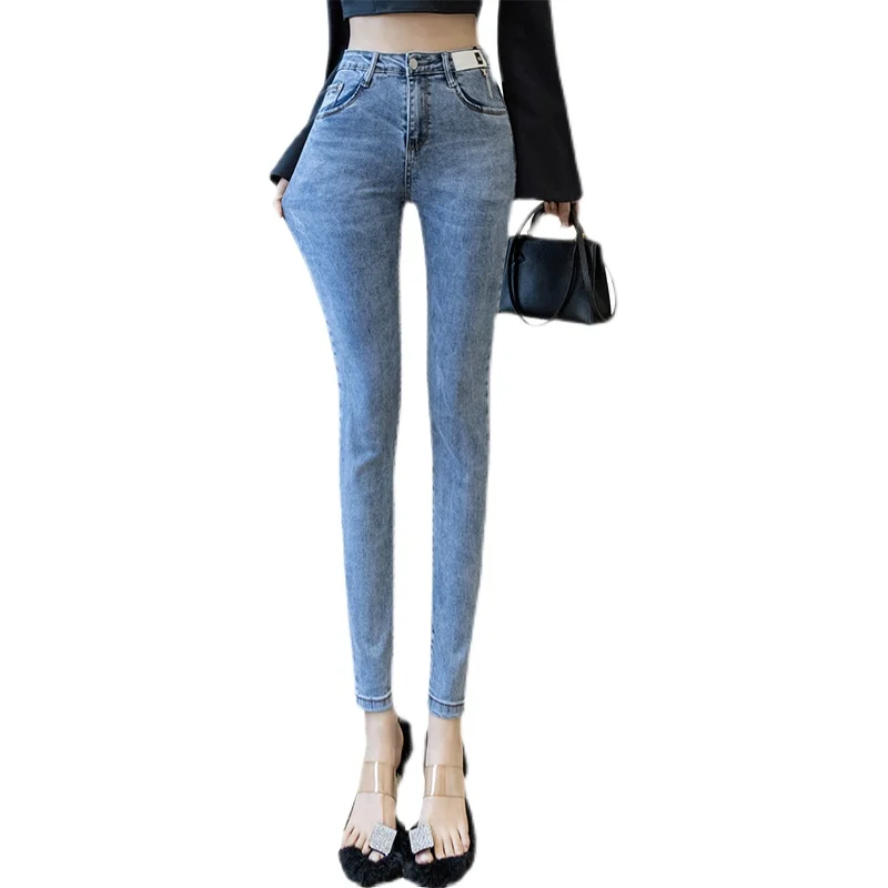 High waist jeans female 2021 new version Korean version was thin high waist all-match casual pencil nine-point pants
High waist jeans female 2021 new version Korean version was thin high waist all-match casual pencil nine-point pants