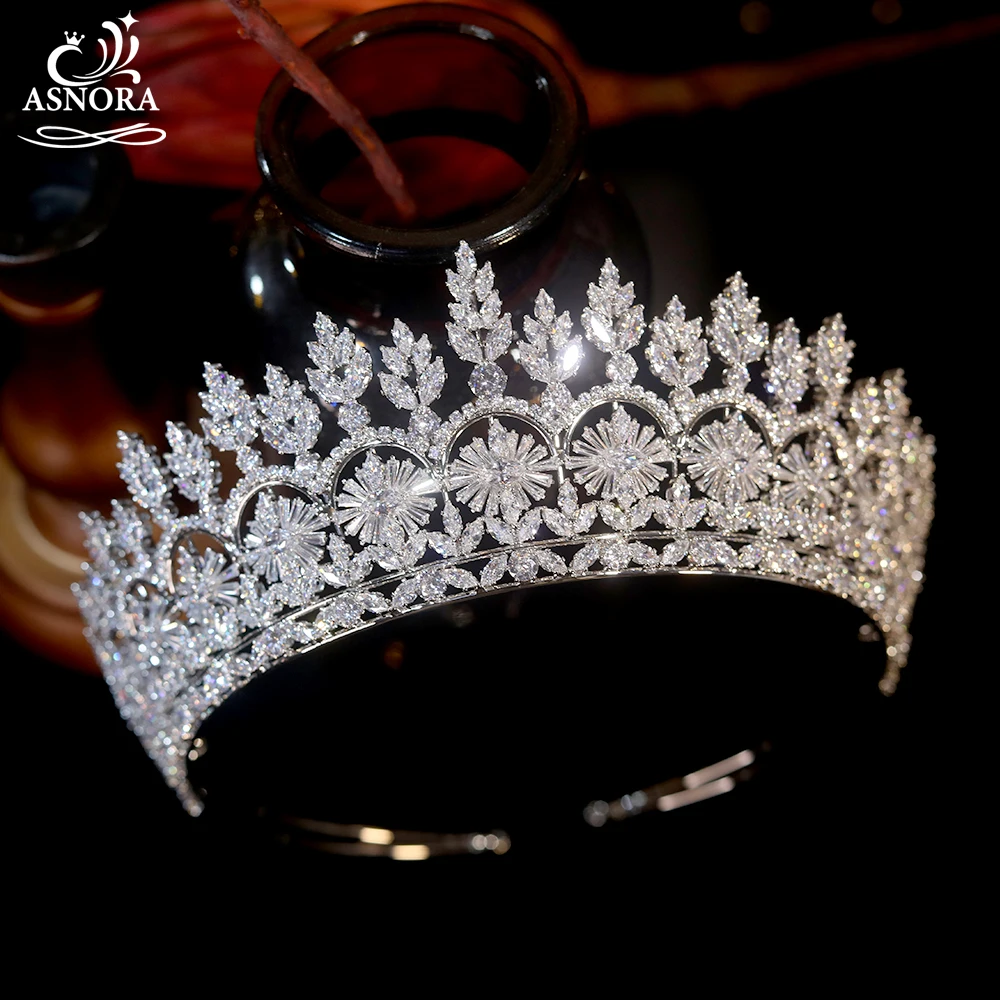 ASNORA Crowns For Women Hair Accessories Tiaras And Crowns Bride Wedding Crown Crystal Headband Wedding Dress Accessories 
ASNORA Crowns For Women Hair Accessories Tiaras And Crowns Bride Wedding Crown Crystal Headband Wedding Dress Accessories