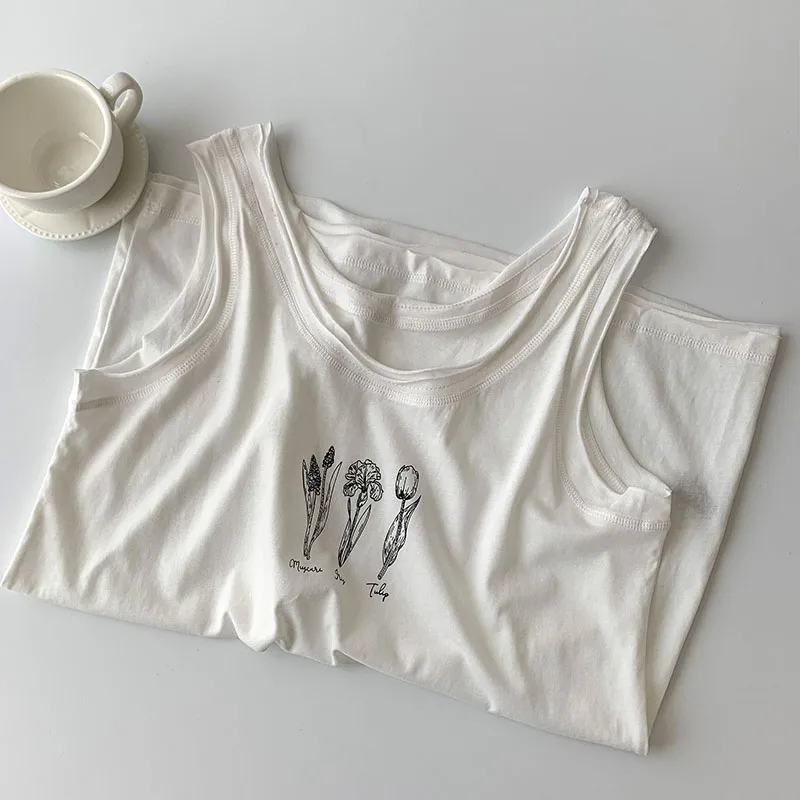 White Tank Vest Womens Sleeveless Loose Flower Print Bottom T-Tops Summer Simple Cotton Wild Top Vests Streetwear Tshirt Female
White Tank Vest Womens Sleeveless Loose Flower Print Bottom T-Tops Summer Simple Cotton Wild Top Vests Streetwear Tshirt Female
