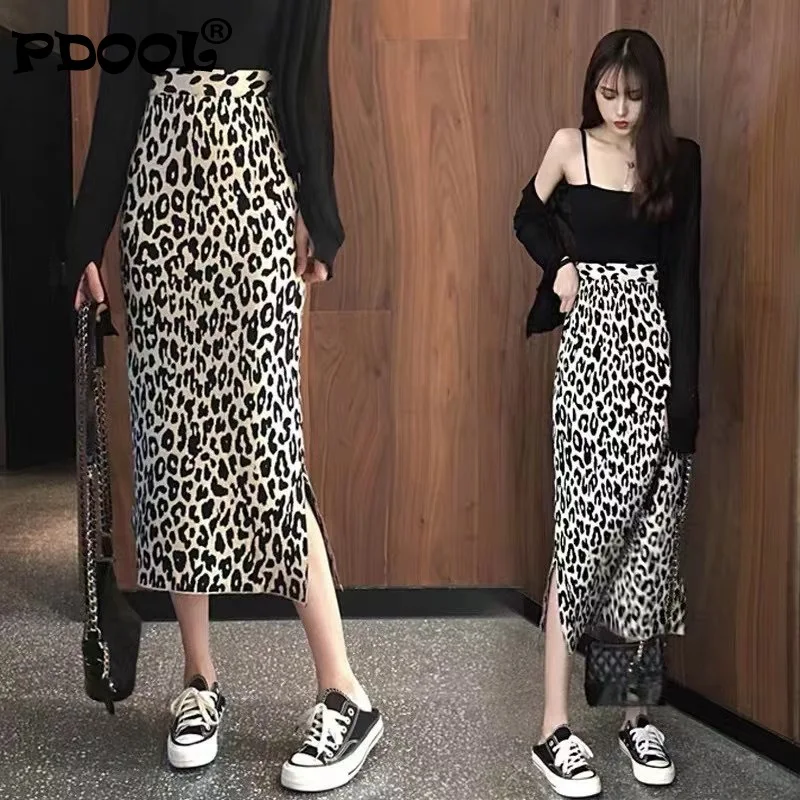 New Collection 2021 Spring and Summer Wild Mid-length Split Cotton Knit Leopard Print Skirt Female High-waist Knitted Skirts 
New Collection 2021 Spring and Summer Wild Mid-length Split Cotton Knit Leopard Print Skirt Female High-waist Knitted Skirts