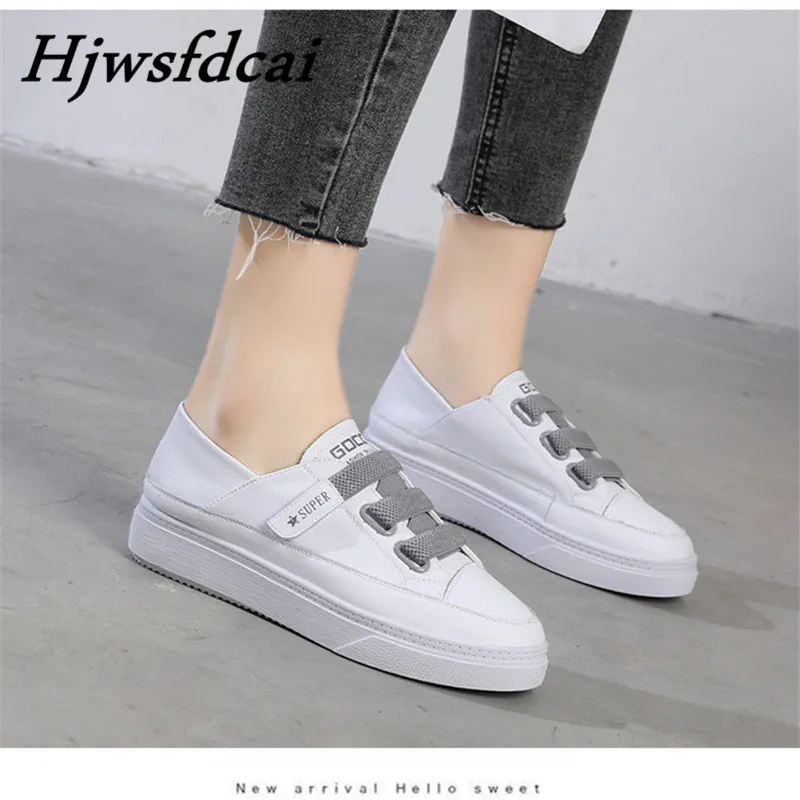 Hjwsfdcai New Genuine Leather Women Platform Sneakers Fashion Thick Bottom Vulcanized Shoes Ladies Flats Little White Shoes
Hjwsfdcai New Genuine Leather Women Platform Sneakers Fashion Thick Bottom Vulcanized Shoes Ladies Flats Little White Shoes