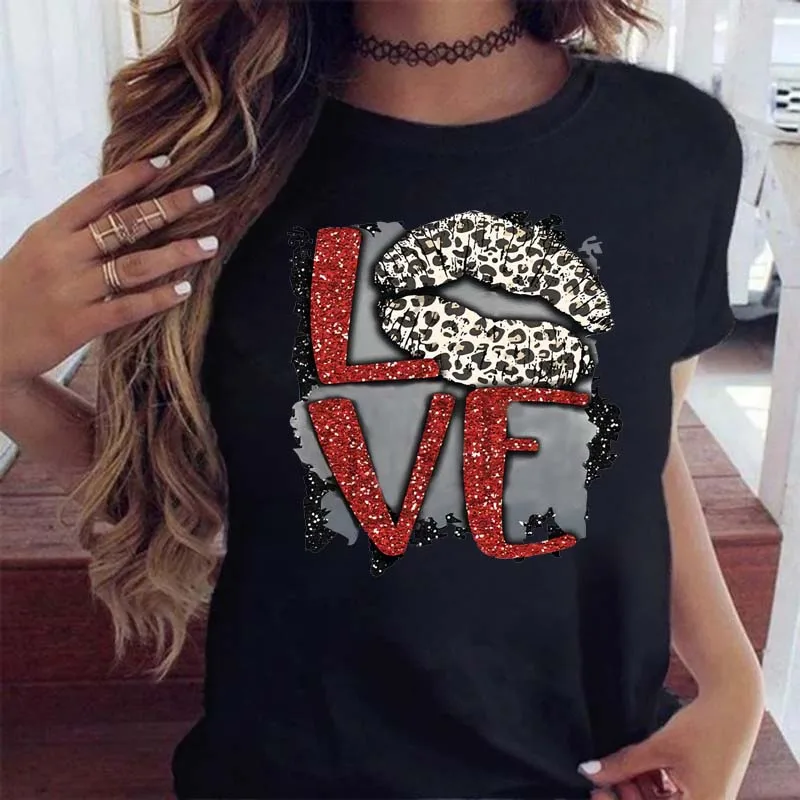 Women T Shirt Love Lip Print T-shirts Harajuku T Shirt Leisure Fashion Aesthetic Tshirt Funny Top Tees Female T-Shirts Clothes 
Women T Shirt Love Lip Print T-shirts Harajuku T Shirt Leisure Fashion Aesthetic Tshirt Funny Top Tees Female T-Shirts Clothes
