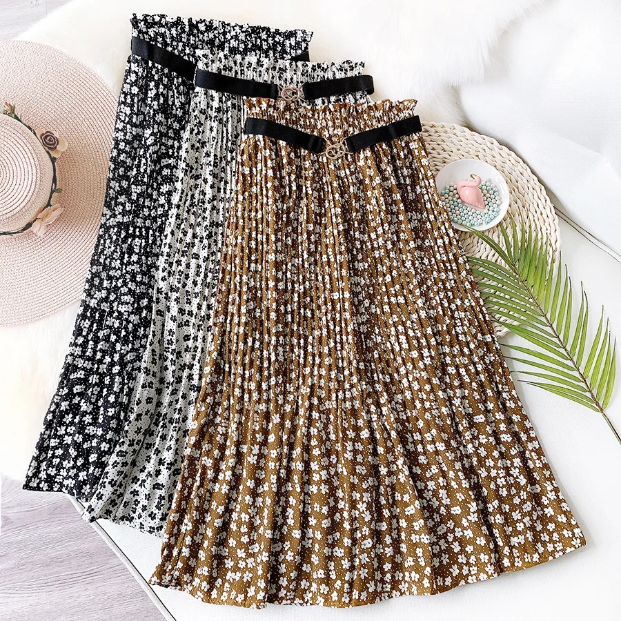 Spring Summer 2021 Vintage Floral Print Chiffon Pleated Skirt Elastic High Waist Casual Long Midi Skirt Women Belt Clothes Jupe 
Spring Summer 2021 Vintage Floral Print Chiffon Pleated Skirt Elastic High Waist Casual Long Midi Skirt Women Belt Clothes Jupe