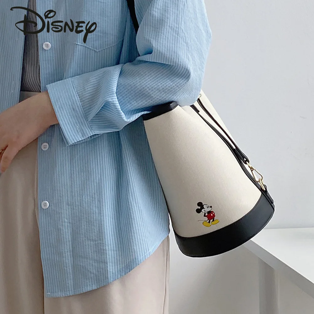 Disney's New Authentic Ladies Shoulder Bag Fashion Multifunctional Large-capacity Storage Bag Luxury Mickey Girl Messenger Bag
Disney's New Authentic Ladies Shoulder Bag Fashion Multifunctional Large-capacity Storage Bag Luxury Mickey Girl Messenger Bag