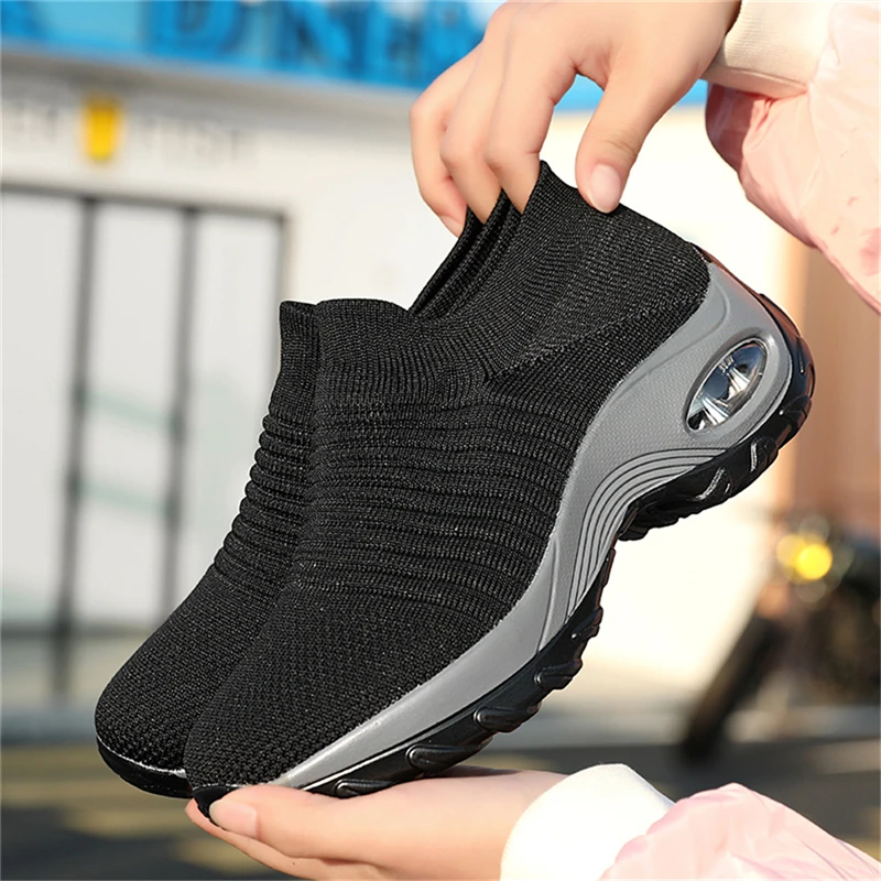 Mesh Comfort Running Shoes Fashion Women Lightweight Sneakers Breathable Outdoor Sports Shoes Air Cushion Running Gym
Mesh Comfort Running Shoes Fashion Women Lightweight Sneakers Breathable Outdoor Sports Shoes Air Cushion Running Gym