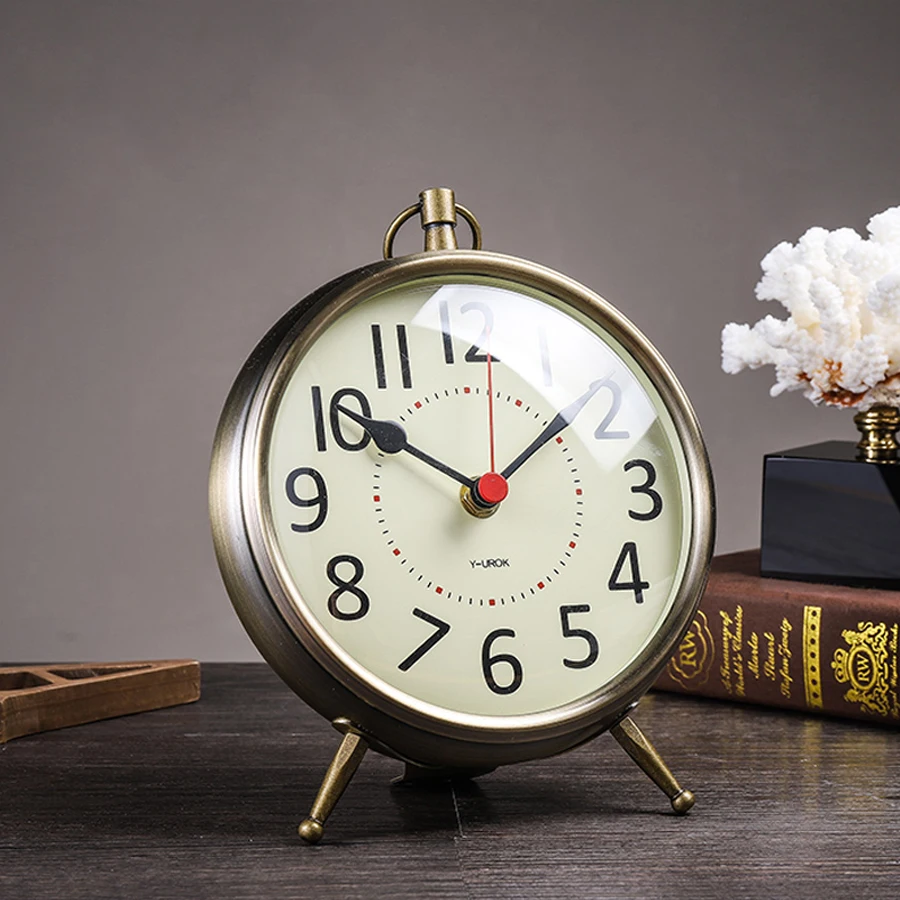 New Metal Retro Table Clock Home European Living Room Office Luxury Quartz Vintage Clock Table Watch Desktop Clock Ornaments
New Metal Retro Table Clock Home European Living Room Office Luxury Quartz Vintage Clock Table Watch Desktop Clock Ornaments