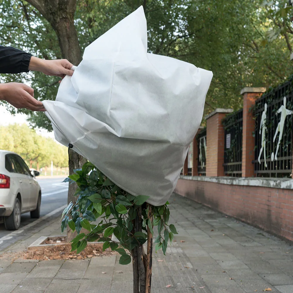 Plant Cover Winter Warm Cover Tree Shrub Plant Protecting Bag Frost Protection For Yard Garden Plants Tree Against Cold Reusable
Plant Cover Winter Warm Cover Tree Shrub Plant Protecting Bag Frost Protection For Yard Garden Plants Tree Against Cold Reusable