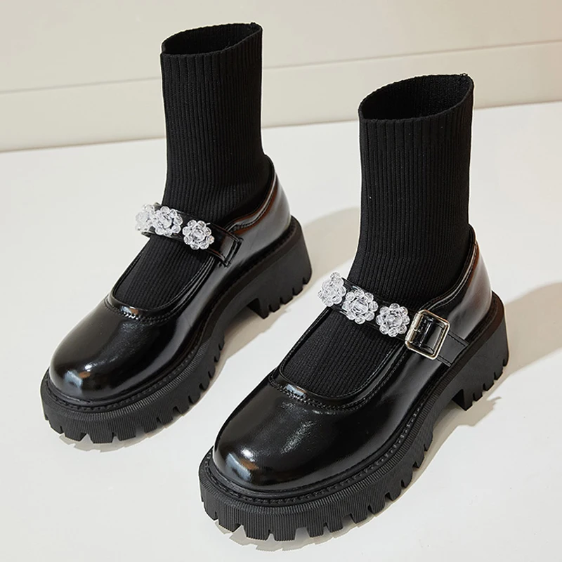 2021 New Autumn Sock Boots Women Ankle Boots Thick Heel Shoe Girl Black Leather Boot Street Style Nice High Top Shoes For Women
2021 New Autumn Sock Boots Women Ankle Boots Thick Heel Shoe Girl Black Leather Boot Street Style Nice High Top Shoes For Women