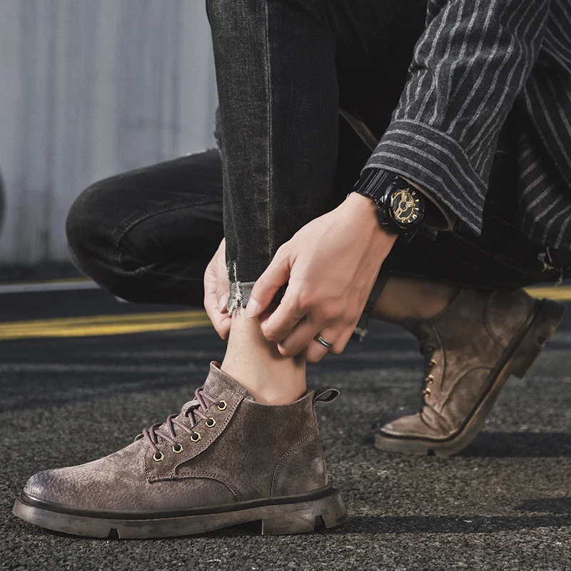 Ankle Boots Men lace up Mens Fashion winter Boots plush warm snow boots Designer Shoes Casual Boots Men Shoes Luxury Brand
Ankle Boots Men lace up Mens Fashion winter Boots plush warm snow boots Designer Shoes Casual Boots Men Shoes Luxury Brand