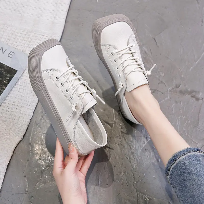 2021 Two-Wear Leather White Women's Shoes Ugly Cute Square Head with Soft Bottom Ladies Design Square Toe Flat Casual Shoes 
2021 Two-Wear Leather White Women's Shoes Ugly Cute Square Head with Soft Bottom Ladies Design Square Toe Flat Casual Shoes