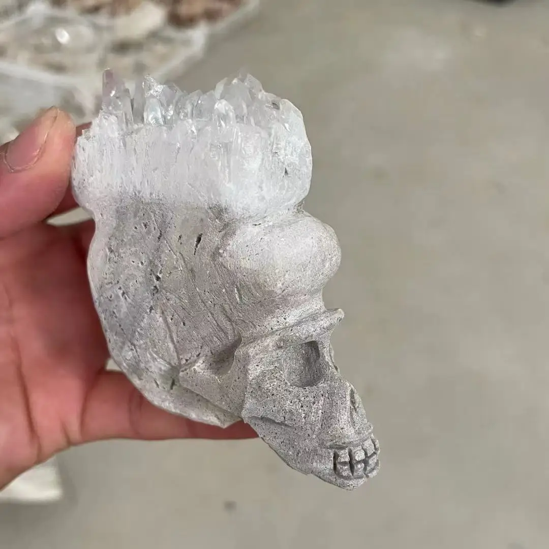 Natural white crystal flower bud, carved crystal skull, realistic, crystal healing
Natural white crystal flower bud, carved crystal skull, realistic, crystal healing