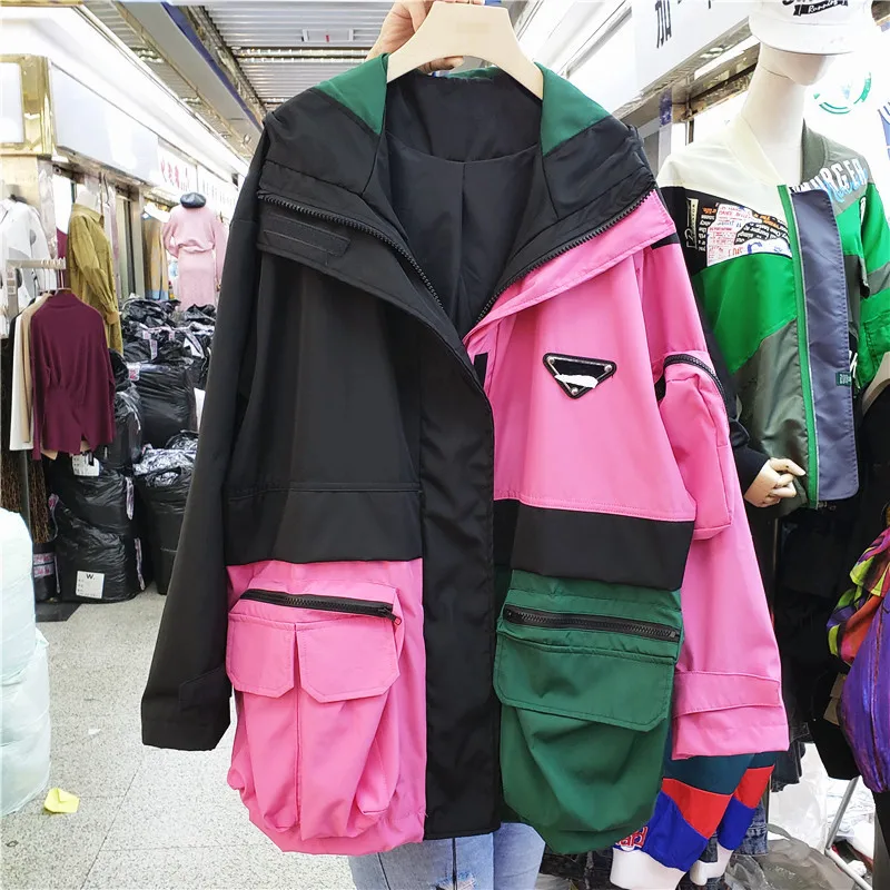 Oversized Loose Patchwork Hooded Baseball Jacket Women Outerwear 2021 Autumn Color Contrast Zipper Jacket Coat Female Streetwear
Oversized Loose Patchwork Hooded Baseball Jacket Women Outerwear 2021 Autumn Color Contrast Zipper Jacket Coat Female Streetwear