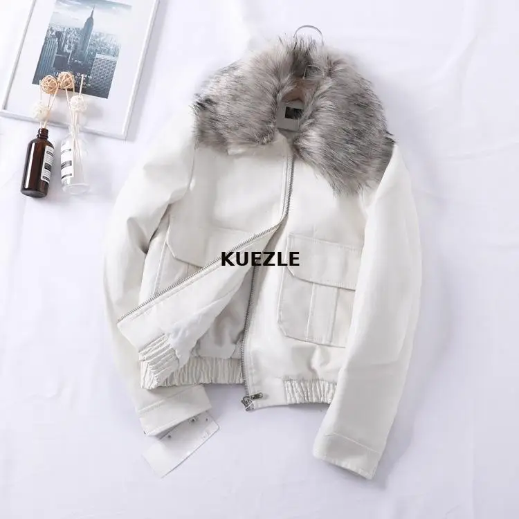 2020 imitation fox fur leather coat female short motorcycle suit pu jacket slim high waist ladies Korean loose loose jackets XL
2020 imitation fox fur leather coat female short motorcycle suit pu jacket slim high waist ladies Korean loose loose jackets XL