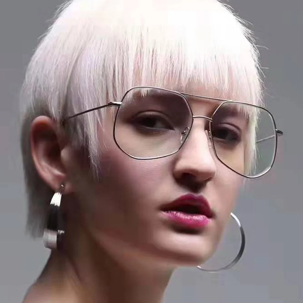 2022 Trendy Polygon Eyeglasses For Women Brand Designer Metal Frames Optical Spectacle Frame Tinted Color Lens Oversized Glasses
2022 Trendy Polygon Eyeglasses For Women Brand Designer Metal Frames Optical Spectacle Frame Tinted Color Lens Oversized Glasses