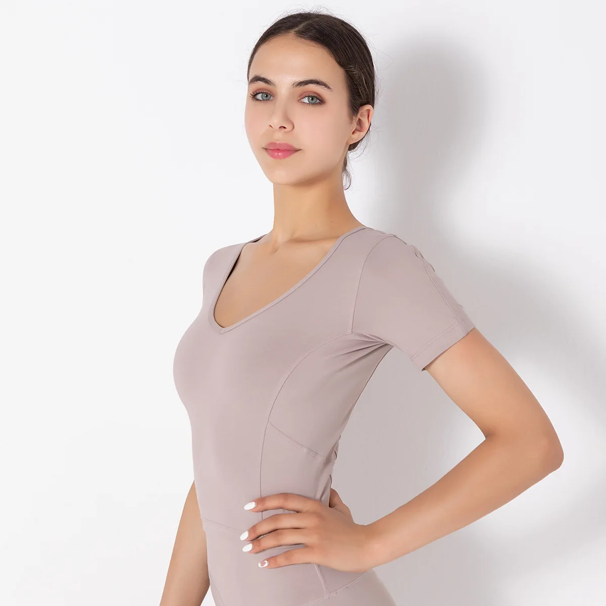 Women's Sports T-shirt Yoga Top Breathable Running Training Yoga Clothes Short-sleeved Quick-drying Thin Fitness Shirt
Women's Sports T-shirt Yoga Top Breathable Running Training Yoga Clothes Short-sleeved Quick-drying Thin Fitness Shirt