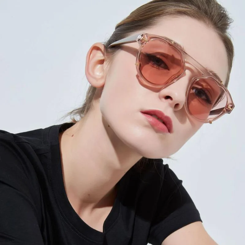 Солнцезащитные очки «кошачий глаз» женские, большие Модные Винтажные солнечные очки «кошачий глаз» в стиле ретро, с защитой от ультрафиоле... 
Солнцезащитные очки «кошачий глаз» женские, большие Модные Винтажные солнечные очки «кошачий глаз» в стиле ретро, с защитой от ультрафиоле...