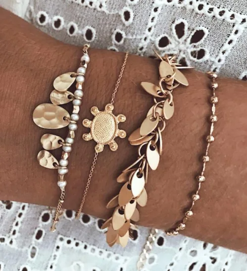 Minimalist Modern gold plating 4pc Set women bracelet set leaves tassel Sequin charms for women accessories.
Minimalist Modern gold plating 4pc Set women bracelet set leaves tassel Sequin charms for women accessories.