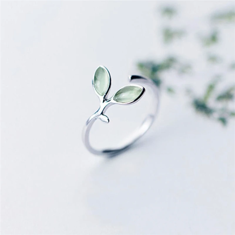 Literary Fresh Leaf Korea Cute Sweet Silver Color Temperament Personality Fashion Female Resizable Opening Rings SRI051
Literary Fresh Leaf Korea Cute Sweet Silver Color Temperament Personality Fashion Female Resizable Opening Rings SRI051