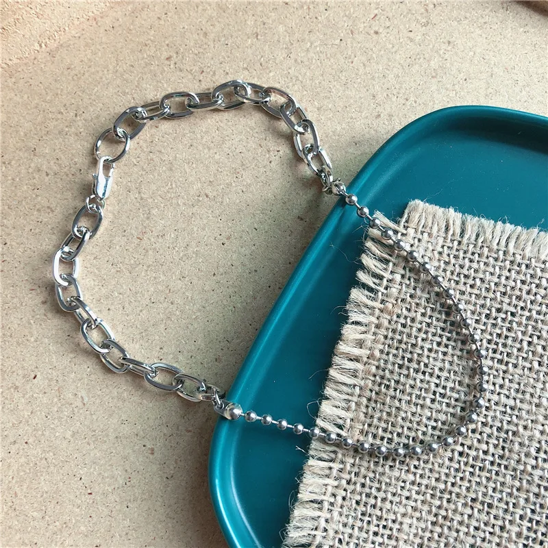 Punk Silver Color Clavicle Chain Chokers For Women Classic Fashion Short Necklace Jewelry Accessory Trendy Simple Necklace kolye
Punk Silver Color Clavicle Chain Chokers For Women Classic Fashion Short Necklace Jewelry Accessory Trendy Simple Necklace kolye