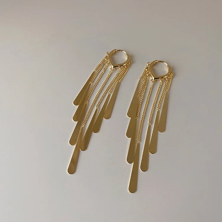 Korean Long Metal Drop Earrings for Women Girls Trendy Fashion Tassel Earrings Jewelry Gifts
Korean Long Metal Drop Earrings for Women Girls Trendy Fashion Tassel Earrings Jewelry Gifts