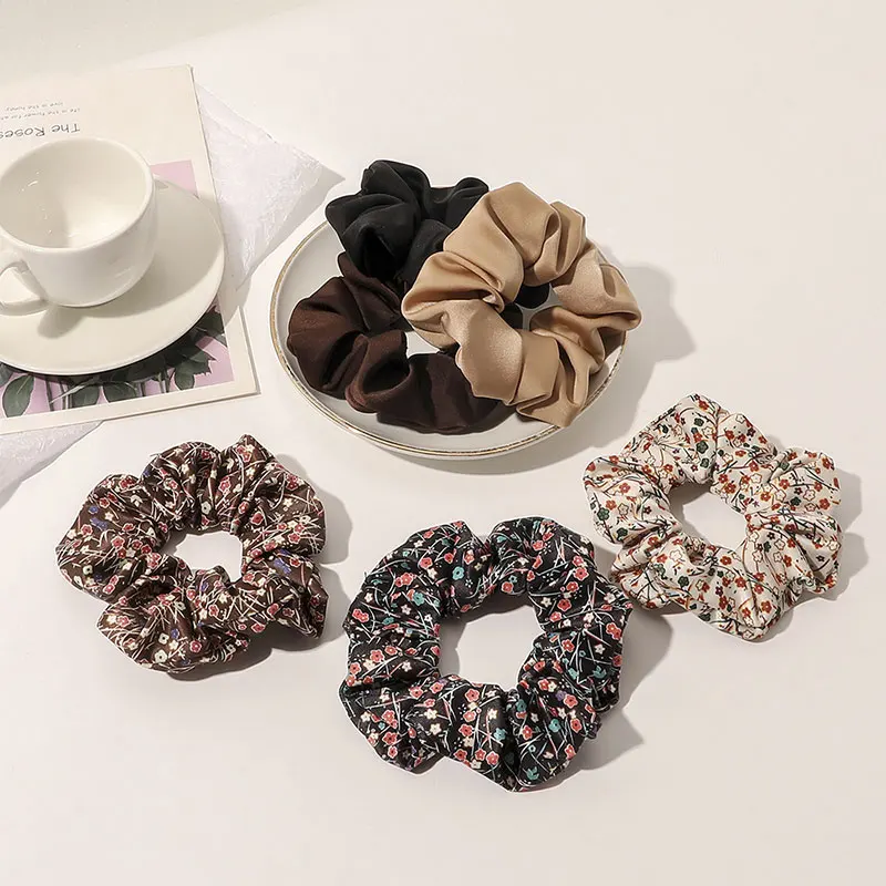 Women Fashion Floral Elastic Hair Rubber Bands New Satin Print Hair Ring Korean Style Girl Sweet Festival Decorative Hair Ropes
Women Fashion Floral Elastic Hair Rubber Bands New Satin Print Hair Ring Korean Style Girl Sweet Festival Decorative Hair Ropes