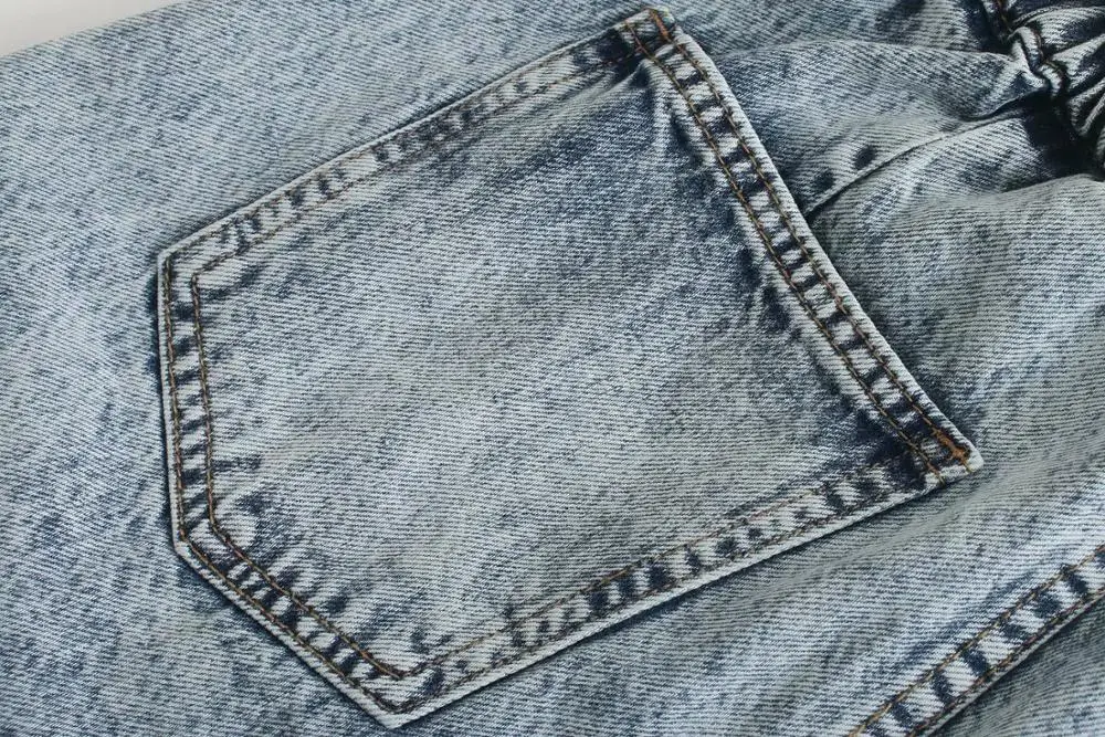 high waist women jeans pants solid color denim harem pants loose plus size trousers fashion streetwear pants
high waist women jeans pants solid color denim harem pants loose plus size trousers fashion streetwear pants