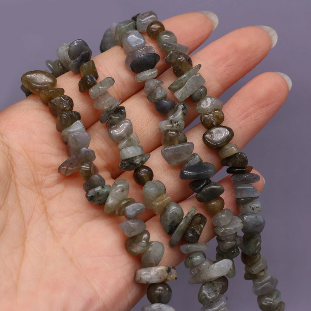 Best Selling Natural Semi-precious Stones Flash Labradorite Crushed Stone Bead DIY Exquisite Handicraft Size 5-8mm Length 40 Cm
Best Selling Natural Semi-precious Stones Flash Labradorite Crushed Stone Bead DIY Exquisite Handicraft Size 5-8mm Length 40 Cm