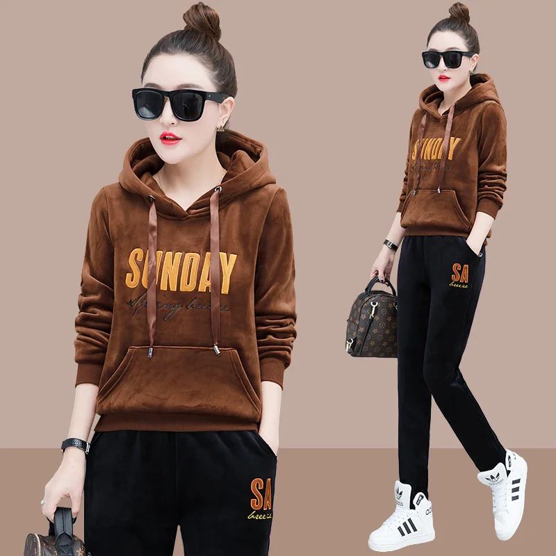 Casual Thicken Velvet Tracksuit Women Autumn Winter 2 Piece Set Fashion Hooded Sweatshirt Pantsuit Sportswear Jogging Outfits
Casual Thicken Velvet Tracksuit Women Autumn Winter 2 Piece Set Fashion Hooded Sweatshirt Pantsuit Sportswear Jogging Outfits