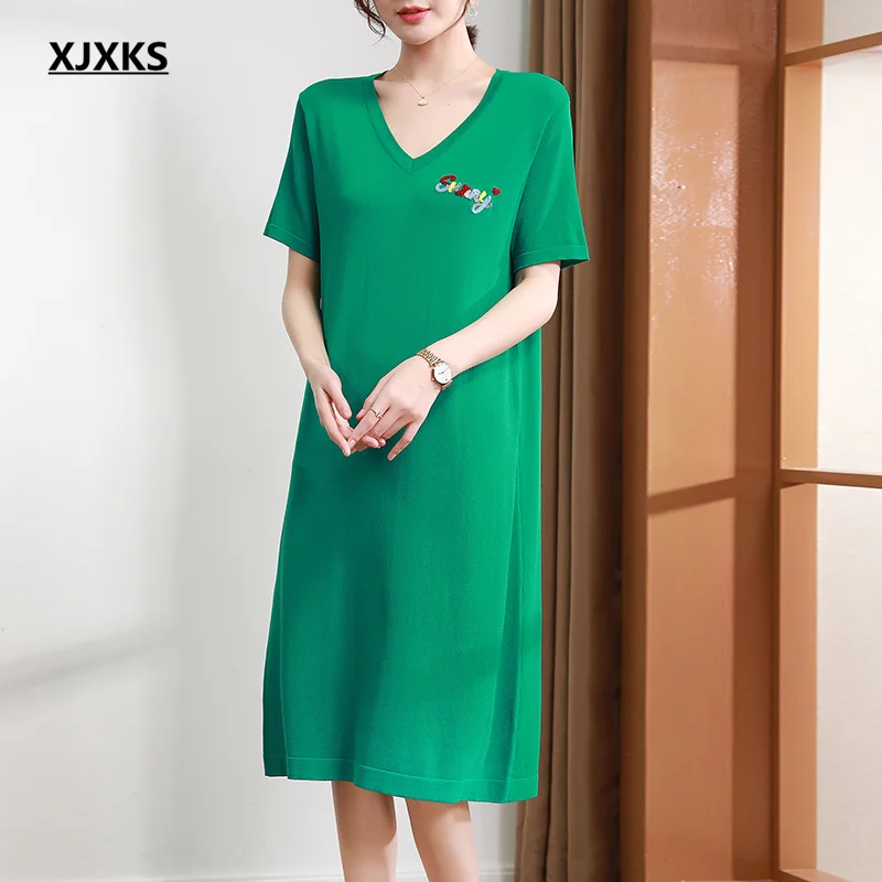 XJXKS Fashion V-neck short-sleeved dress women vestir 2021 summer new high-quality comfortable women dress
XJXKS Fashion V-neck short-sleeved dress women vestir 2021 summer new high-quality comfortable women dress