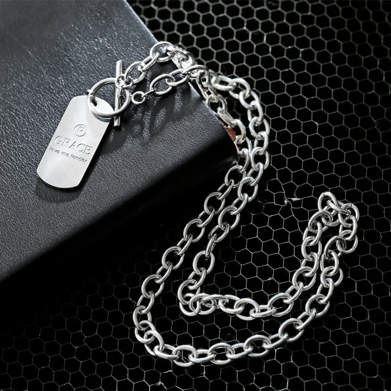 European And American Hip Hop Versatile Titanium Steel Fadeless Square Card Letter Pendant Men's Women's Necklace
European And American Hip Hop Versatile Titanium Steel Fadeless Square Card Letter Pendant Men's Women's Necklace