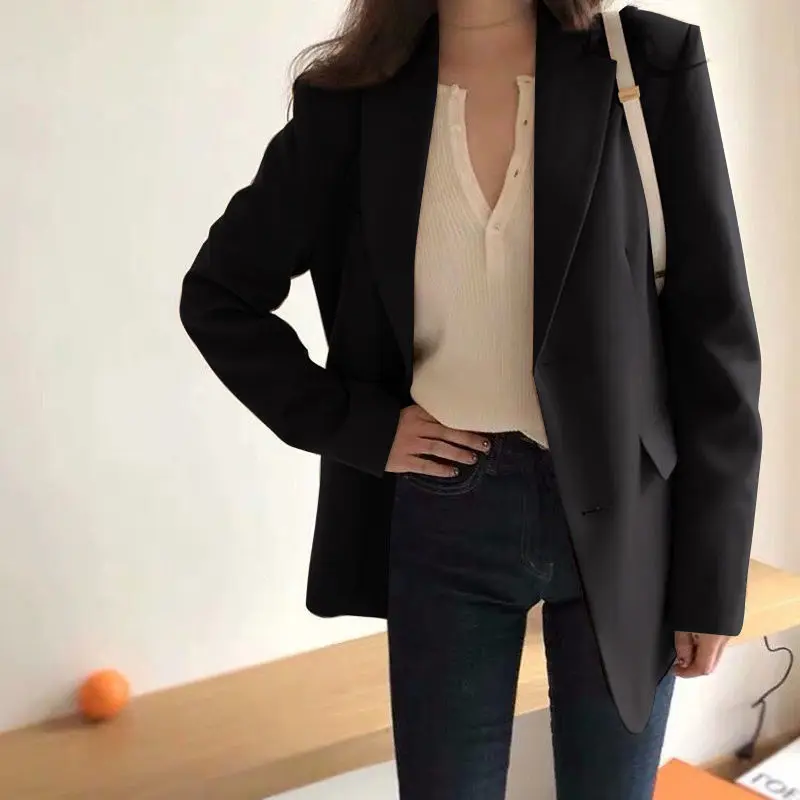 Blazer 2021 Spring and Autumn Chic Suit Jacket Female British Style Loose Casual Mid-length Female Office Top Suit for Women 
Blazer 2021 Spring and Autumn Chic Suit Jacket Female British Style Loose Casual Mid-length Female Office Top Suit for Women