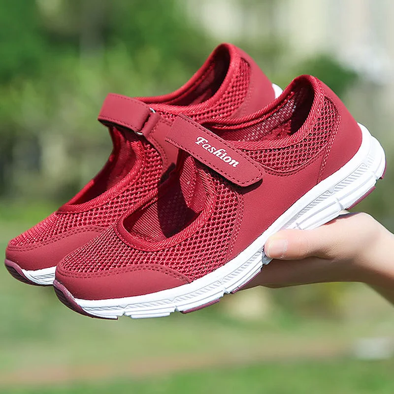 2021 Women Sneakers Breathable Sport Summer Casual Shoes Flat Vulcanize Female Platform Ladies Trainers Shoes Feminino Chinelos
2021 Women Sneakers Breathable Sport Summer Casual Shoes Flat Vulcanize Female Platform Ladies Trainers Shoes Feminino Chinelos