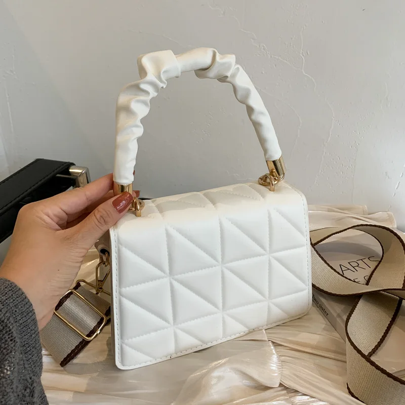 Женская модная новая сумка-мессенджер, модная ручная сумка в стиле ретро, сумка на плечо, высококачественный мессенджер, маленькая квадратн...
Женская модная новая сумка-мессенджер, модная ручная сумка в стиле ретро, сумка на плечо, высококачественный мессенджер, маленькая квадратн...