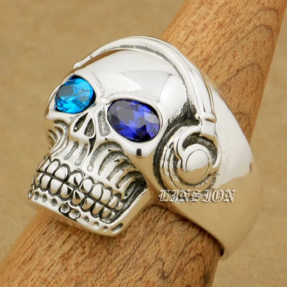 925 Sterling Silver Blue + Purple CZ Eyes DJ Skull Studio Music Headphone Mens Boys Biker Rock Punk Ring 8Y511 US Size 7 to 15
925 Sterling Silver Blue + Purple CZ Eyes DJ Skull Studio Music Headphone Mens Boys Biker Rock Punk Ring 8Y511 US Size 7 to 15