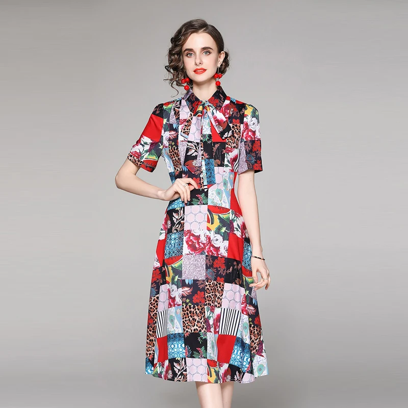 2021 Summer Fashion Designer Girl`s Dress Vintage Multi Floral Print Turn Down Neck Bach Midi Dress Ladies Elegant Party Dress
2021 Summer Fashion Designer Girl`s Dress Vintage Multi Floral Print Turn Down Neck Bach Midi Dress Ladies Elegant Party Dress