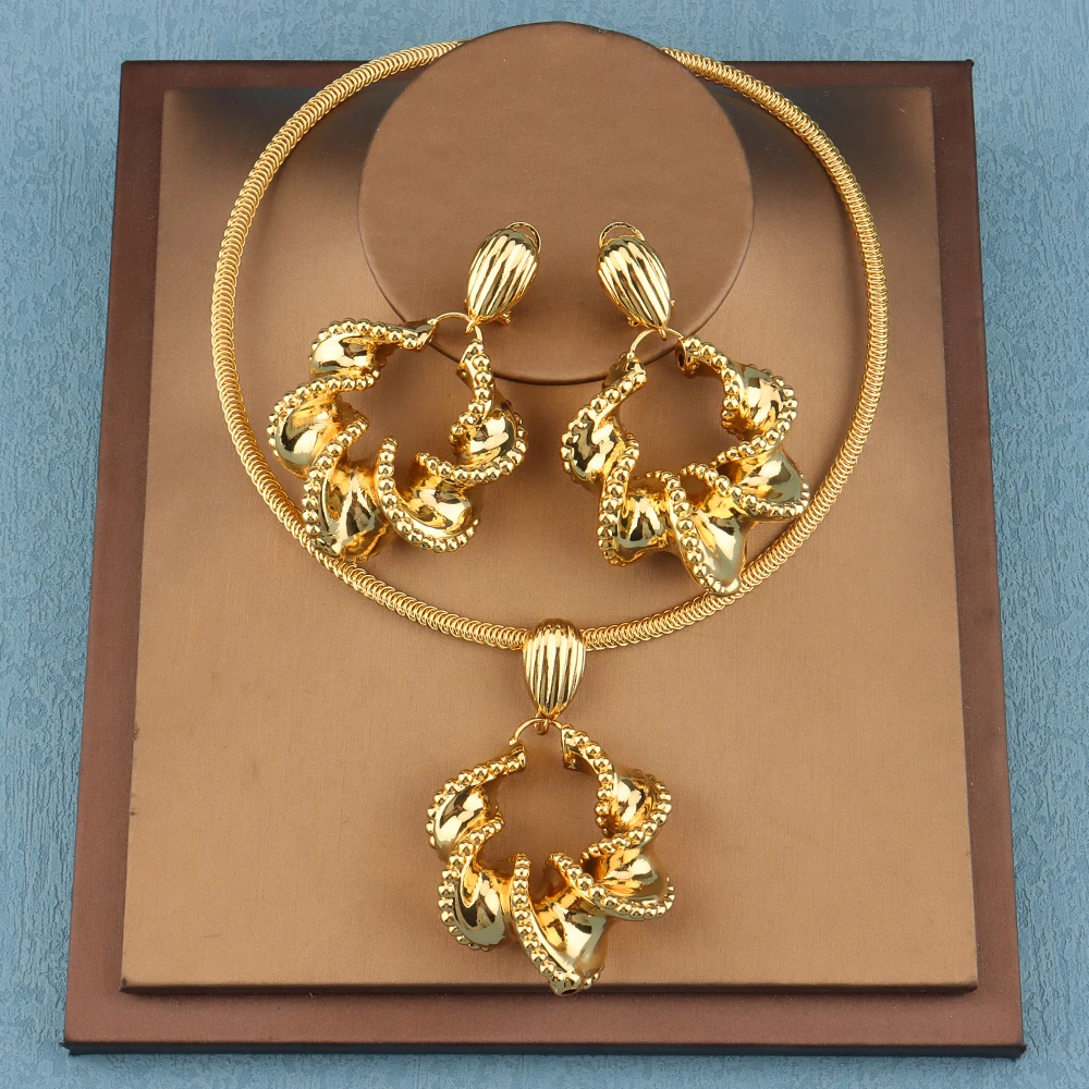 Gold Plated Women Big Jewelry Sets Necklace Earrings Pendant Romantic Geometric Jewellery For Wedding Copper Jewelry Findings
Gold Plated Women Big Jewelry Sets Necklace Earrings Pendant Romantic Geometric Jewellery For Wedding Copper Jewelry Findings