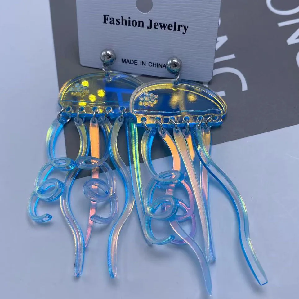 Acrylic Colorful Flash Color Reflective Jellyfish Long Tassel Dangle Earrings for Vintage Earring
Acrylic Colorful Flash Color Reflective Jellyfish Long Tassel Dangle Earrings for Vintage Earring