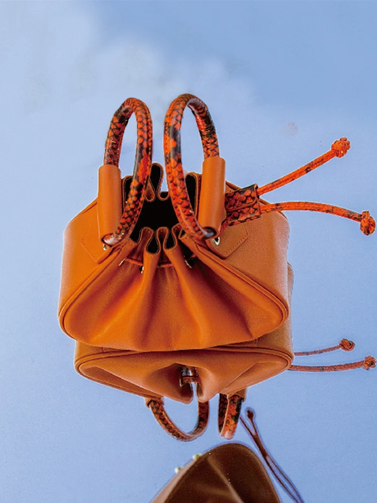 Сумка Гамак 2021 Новая модная нишевая складная сумка-мессенджер на одно плечо с высоким чувствительным крокодиловым узором 
Сумка Гамак 2021 Новая модная нишевая складная сумка-мессенджер на одно плечо с высоким чувствительным крокодиловым узором