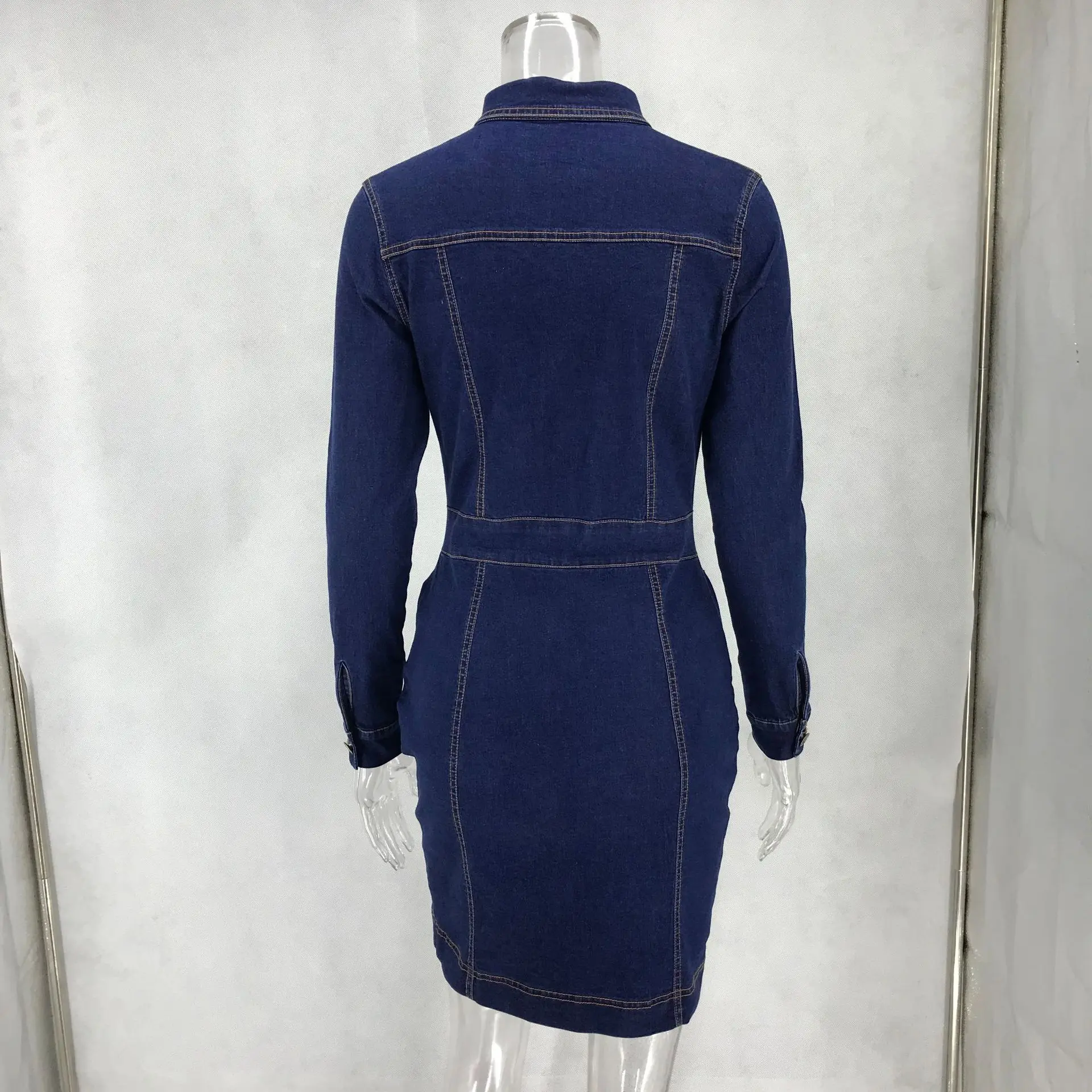 2019 fall denim shirt dress robe jean femme Casual long sleeve single-button pocket mini jean dress blue jean dresses for women
2019 fall denim shirt dress robe jean femme Casual long sleeve single-button pocket mini jean dress blue jean dresses for women
